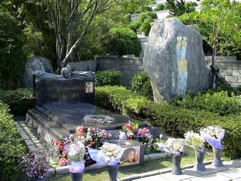 台湾墓地